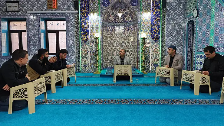 Doğubayazıt'ta din görevlileri her ay kitap okuyor