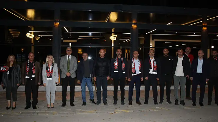 Doğubayazıt'ta futbol için destek zirvesi yapıldı