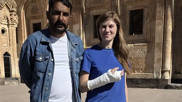 Doğubayazıt'ta kolu kırılan kadın dağcı sağlık çalışanlarına teşekkür etti