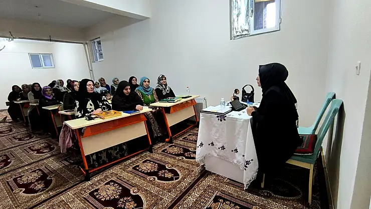 Doğubayazıt'ta Kur'an eğitimi öğrencileriyle samimi buluşma