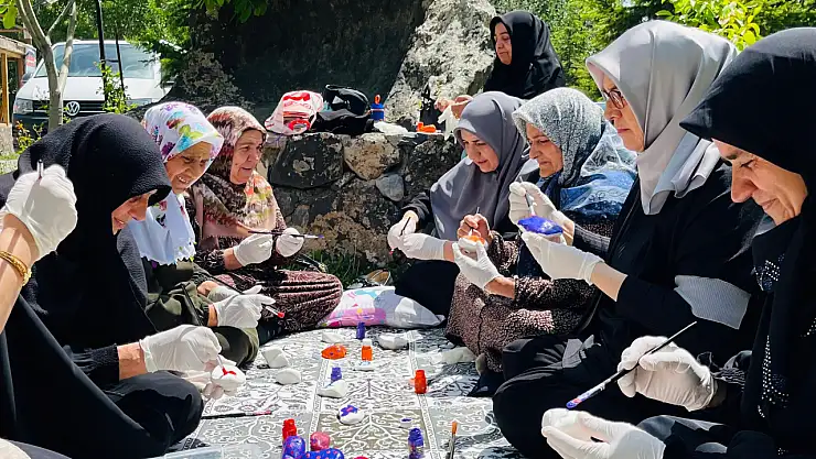 Doğubayazıt'ta kuşaklar buluştu, etkinlikler renklendi