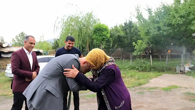 Doğubayazıt'ta şehit ailesine yapılan ziyaret moral oldu