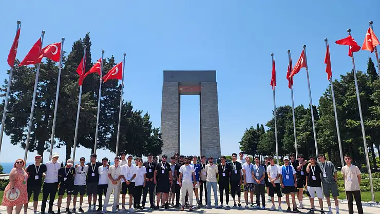 Doğubayazıtlı gençler Çanakkale'de tarih bilinciyle buluştu