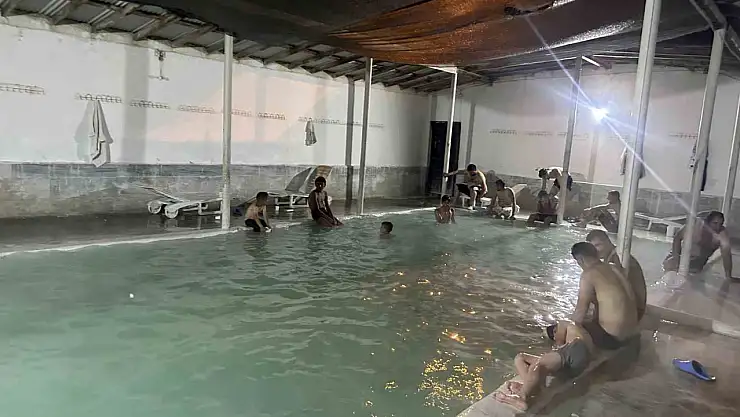 Doğunun gizli cenneti: Diyadin kaplıcalarına büyük ilgi