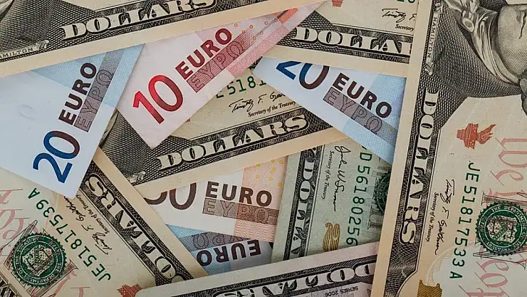 Dolar ve Euro güne yükselişle başladı