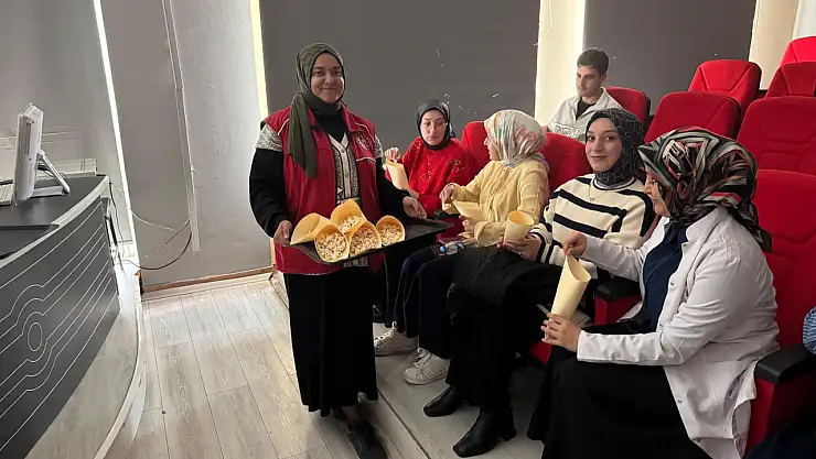 Dünya sinema gününde gençlere özel etkinlik düzenlendi