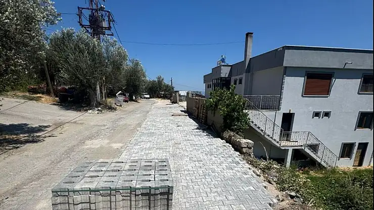 Edremit Belediyesi'nden Avcılar Mahallesine Konforlu Yol Yenileme Çalışmaları