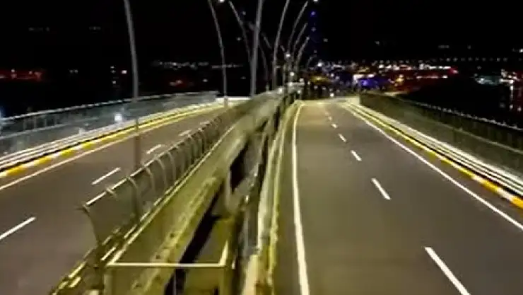 Edremit Köprülü Kavşak Trafiğe Açıldı