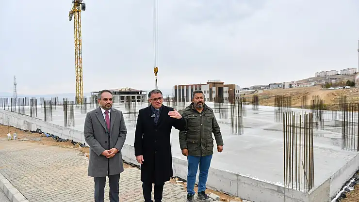 Edremit'te 50 Üniteli Diş Hastanesi İnşaatı Hızla İlerliyor