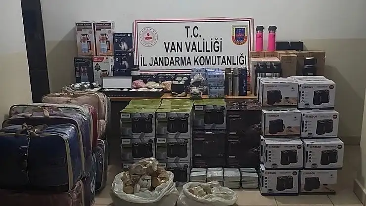 Edremit'te 500 bin TL'lik gümrük kaçağı malzeme ele geçirildi