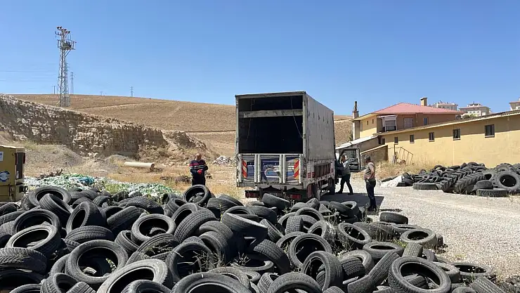 Edremit'te Atık Lastikler Geri Dönüşüme Kazandırılıyor