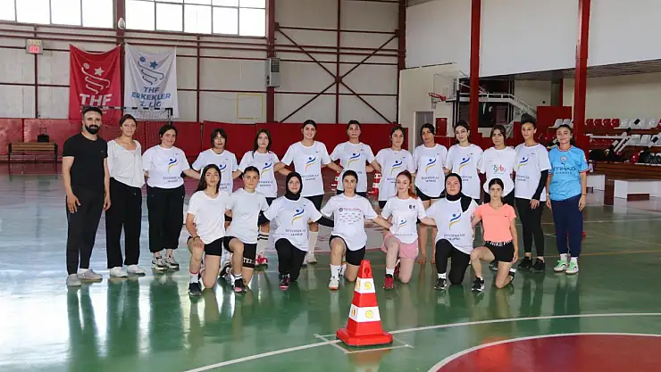 Edremit'te BESYO kurslarında 95 öğrenci hedeflerine ulaştı