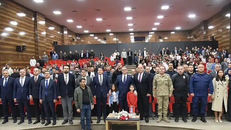 Eğitimde Sağlık Hareketi Projesi 2025-2026 Dönemi Lansmanı Van'da Gerçekleştirildi