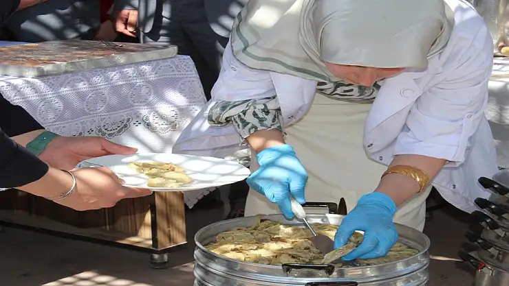 Eleşkirt standı Türk mutfağı haftasında ilgi odağı oldu