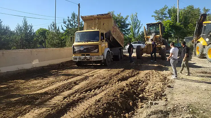Eleşkirt'te sokak sokak dönüşüm devam ediyor