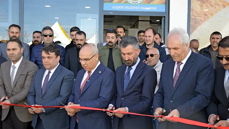 Eleşkirt'te toplu açılış töreni düzenlendi: Belediye yeni hizmetlerini tanıttı!