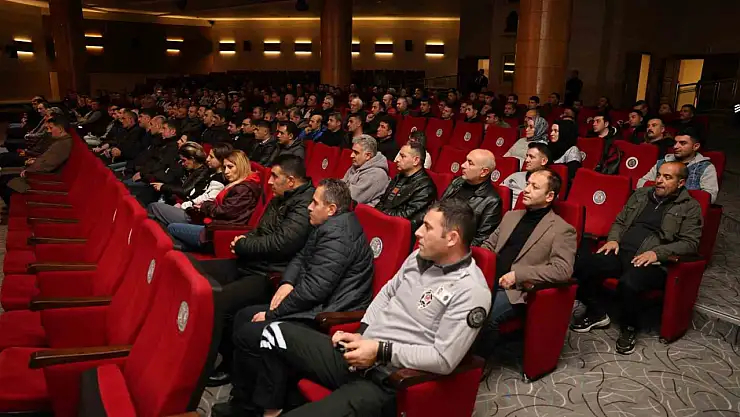 Emniyet Müdürü Karaburun, Erzurum'da Güvenlik Personeli ile KAAN Uygulamasını Tanıttı