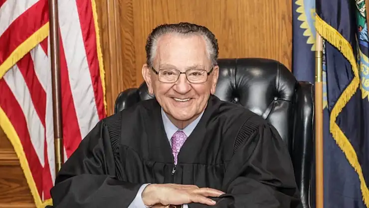 En Sevilen Yargıç Frank Caprio Hayatını Kaybetti