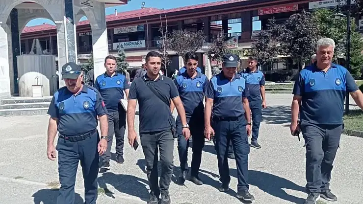 Erciş Belediyesi'nden Kaldırım İşgallerine Karşı Sıkı Denetim