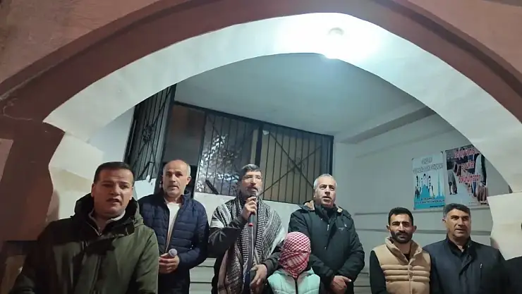 Erciş'te Gazze için destek tekbirleri getirildi