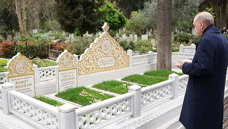 Erdoğan'dan ailesine vefa ziyareti
