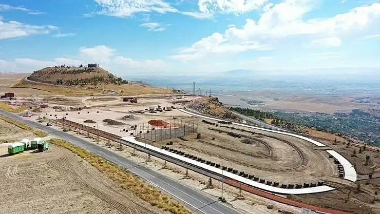 Erkilet Nedir, Erkilet Güzeli Ne Demek?