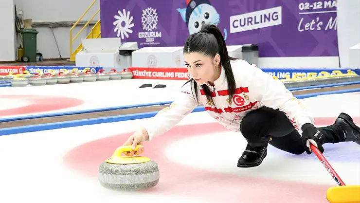 Erzurum 21 yaş altı çiftler curling takımı Dünya arenasında