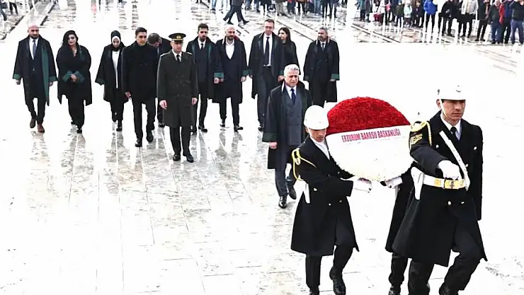 Erzurum Barosu, Atatürk'ü Anıtkabir'de andı ve Cumhuriyet değerlerini savunma sözü verdi