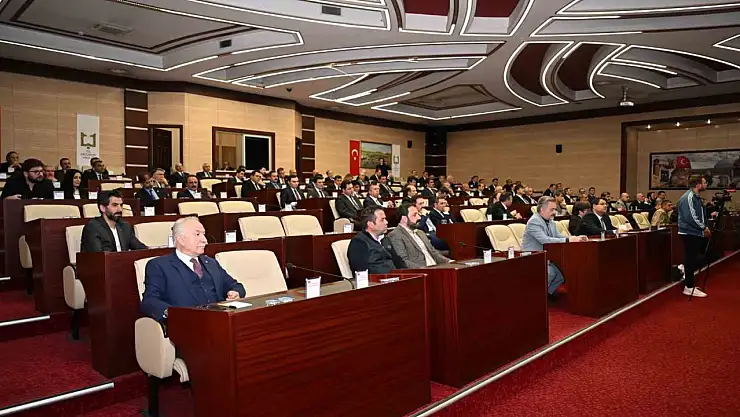 Erzurum'da 2025 için 544 yatırım projesi masaya yatırıldı: 112 milyar TL bütçe ayrıldı!