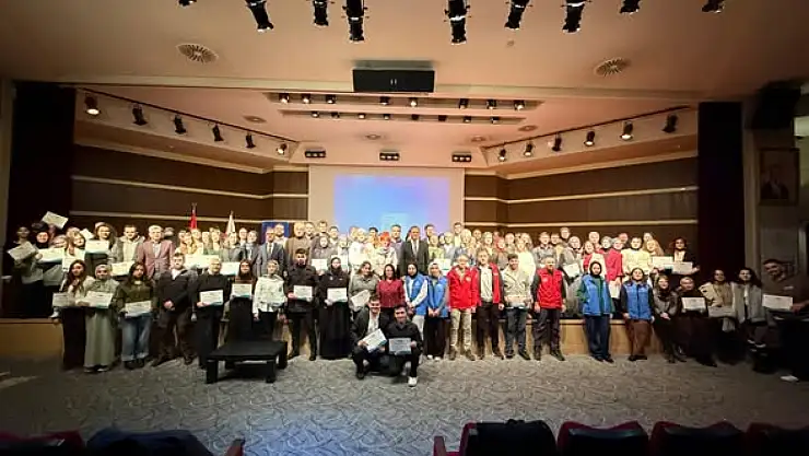 Erzurum'da 206 Genç Girişimci Belgelerini Aldı