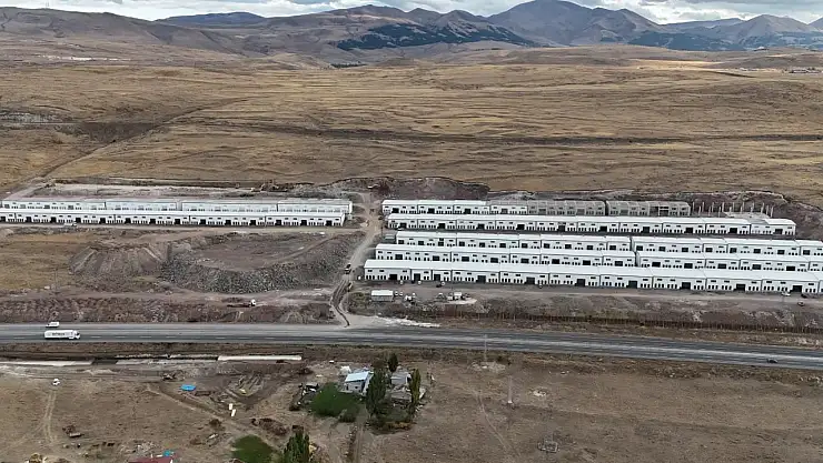 Erzurum'da 300 işyeri kapasitesine sahip Mobilyacılar Sitesi'nin inşaatı sürüyor