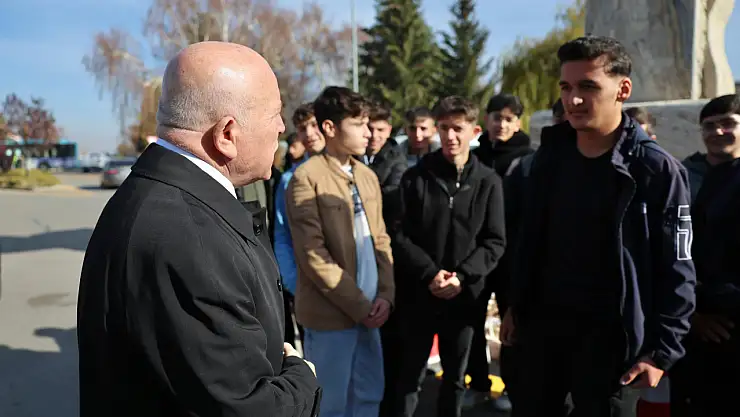 Erzurum'da Atatürk, Vefatının Yıldönümünde Saygı ve Minnetle Anıldı