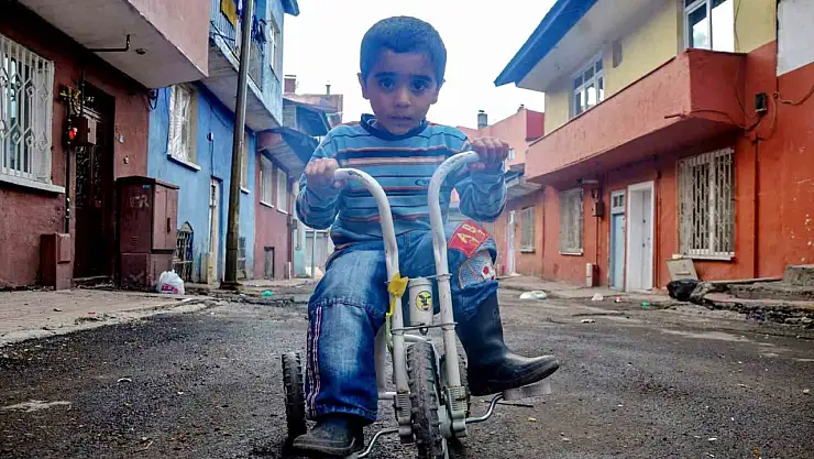 Erzurum çocuk nüfusu ile Türkiye ortalamasını aşıyor: Düşüş dikkat çekiyor!