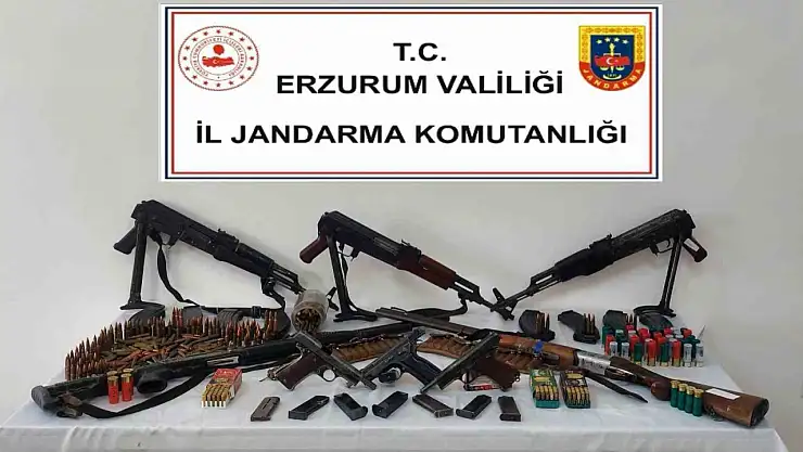 Erzurum'da düzenlenen operasyonda kaçak silahlar ele geçirildi, 2 kişi tutuklandı