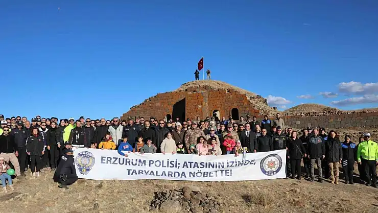 Erzurum'da Ecdada Vefa Projesi Kapsamında Büyük Höyük Tabyası'nda Temizlik Yapıldı