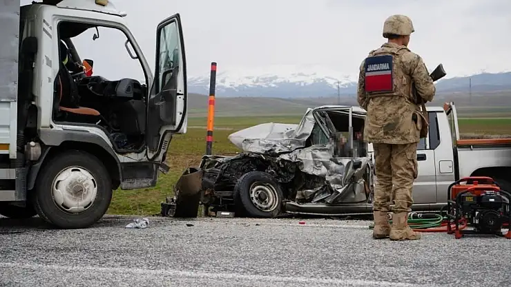 Erzurum'da Eylül'de 23 trafik kazası, 8 ölü maddi hasar ön planda