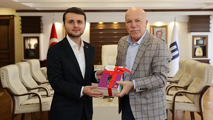 Erzurum'da Genç, gençliğin gelecekteki rolünü ve iş birliklerini vurguladı