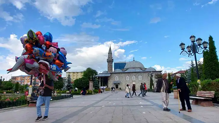 Erzurum'da genç nüfus ,7 ile 131 bin 913'e ulaştı!
