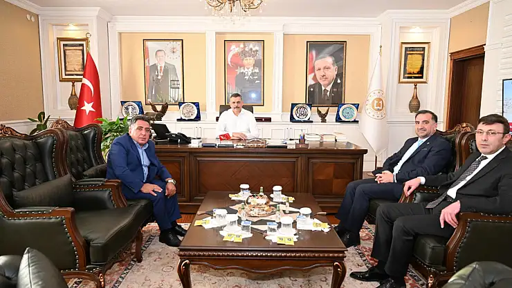 Erzurum'da Hayırsever İş İnsanlarından Vali Mustafa Çiftçi'ye Ziyaret