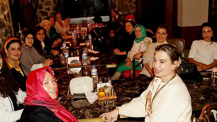 Erzurum'da Kadın Girişimciler Dayanışma Etkinliğiyle Bir Araya Geldi