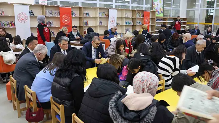 Erzurum'da 'Kahraman ailemle kitap okuyorum' programı