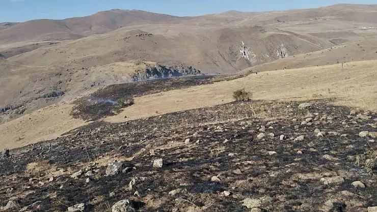 Erzurum'da köylüler yangını hızla kontrol altına aldı, alan 20 dönüm zarar gördü!