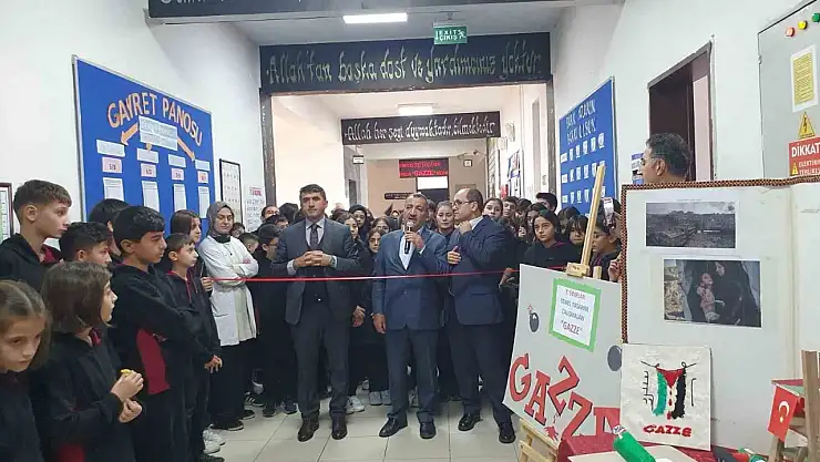 Erzurum'da öğrencilere Gazze için farkındalık sergisi düzenlendi