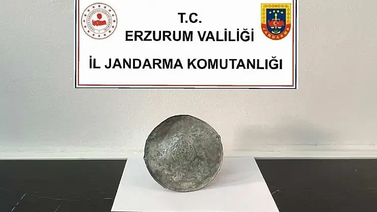 Erzurum'da Piknikte Bulunan Bronz Disk Parçası Tarihi Eser Olarak Tespit Edildi