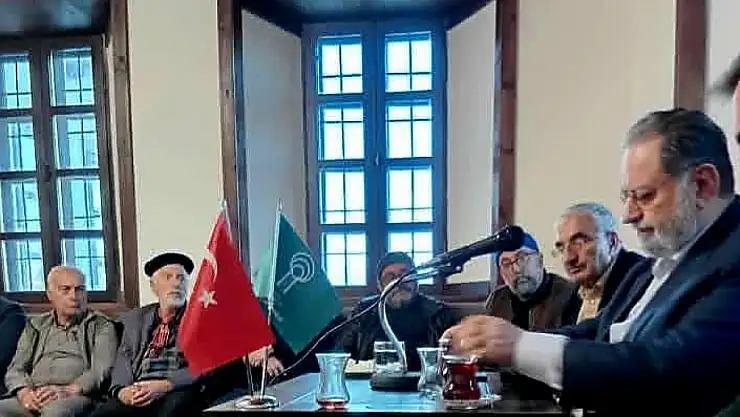 Erzurum'da Prof. Dr. Ağırman'dan 'Din Dili' üzerine dikkat çekici konuşma