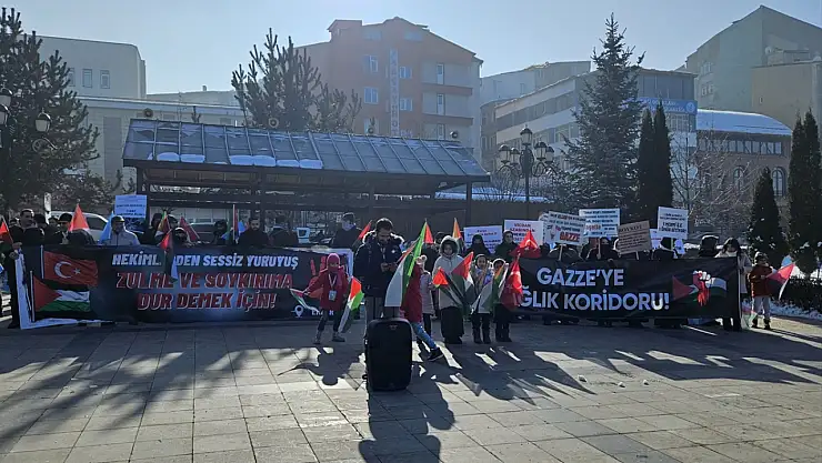 Erzurum'da sağlık çalışanlarından Gazze için sessiz yürüyüş