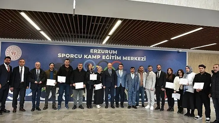Erzurum'da Spor Tesislerine Teşekkür Belgesi Töreni Düzenlendi