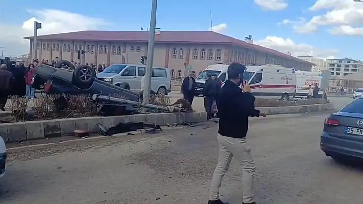 Erzurum'da takla atan araçta can pazarı