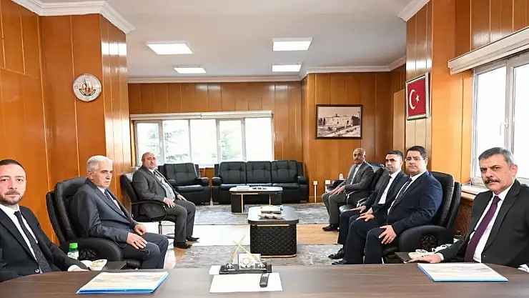 Erzurum'da Tarım Kredi Kooperatifleri'nden dev lojistik depo hizmete girdi