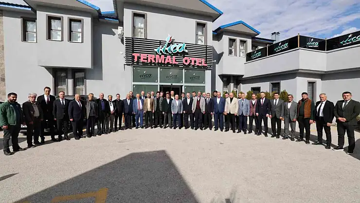Erzurum'da Tarım ve Hayvancılık Zirvesi: Sektör Paydaşları Bir Araya Geldi